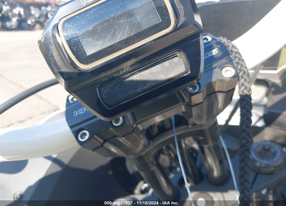 2023 HARLEY-DAVIDSON FXLRST VIN: 1HD1YXZ27PB030765