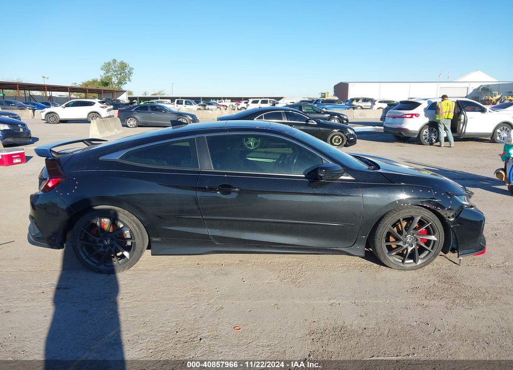 2018 HONDA CIVIC VIN: 2HGFC3A57JH750426
