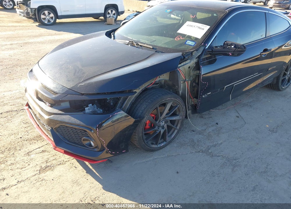 2018 HONDA CIVIC VIN: 2HGFC3A57JH750426