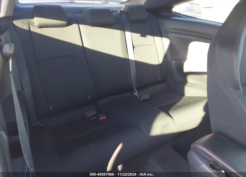 2018 HONDA CIVIC VIN: 2HGFC3A57JH750426