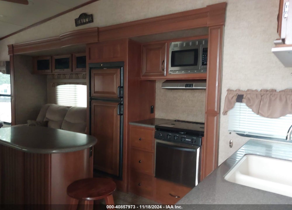 2015 FOREST RIV SANDPIPER VIN: 4X4FSAK2XFJ030838