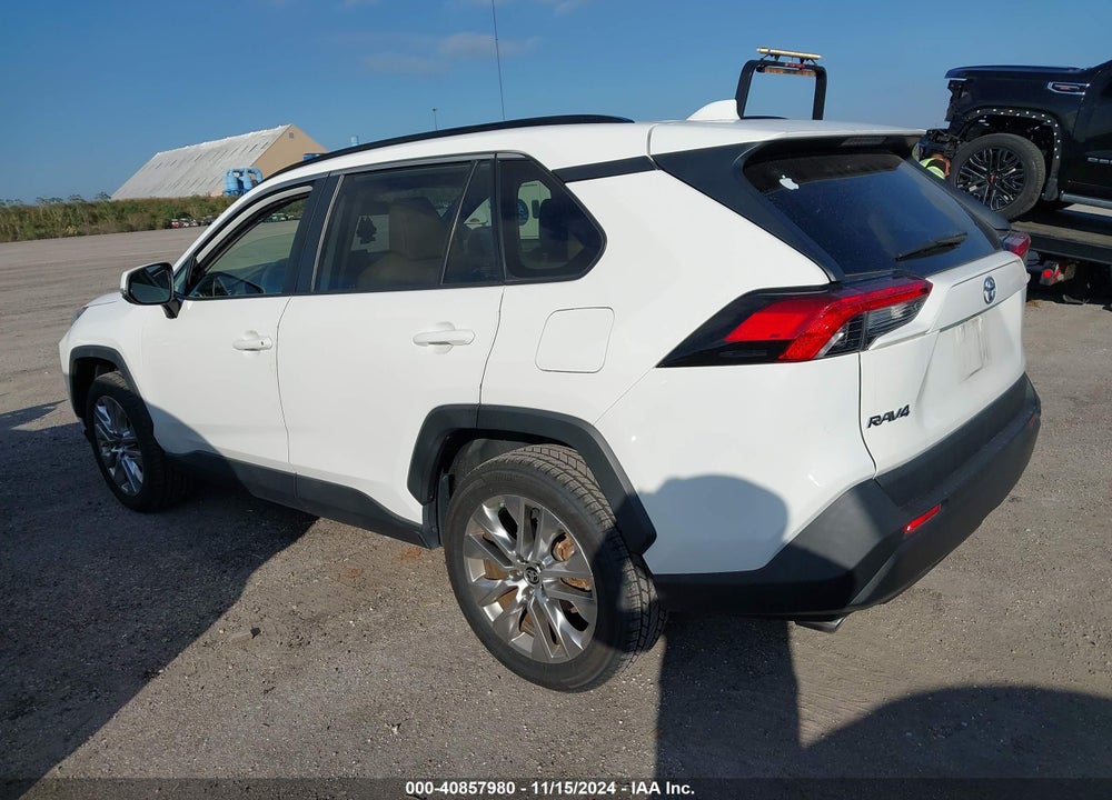 2019 TOYOTA RAV4 XLE PREMIUM VIN: JTMC1RFV8KD517351