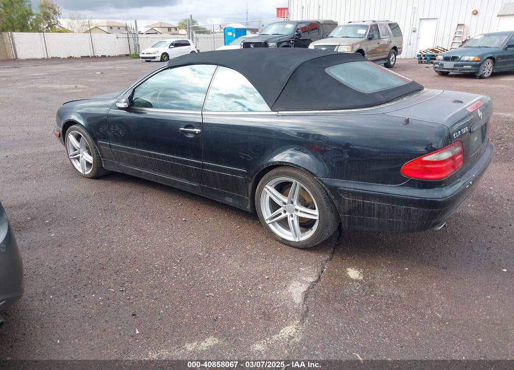 2002 MERCEDES-BENZ CLK 320 VIN: WDBLK65G32T114879