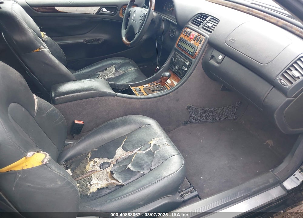 2002 MERCEDES-BENZ CLK 320 VIN: WDBLK65G32T114879