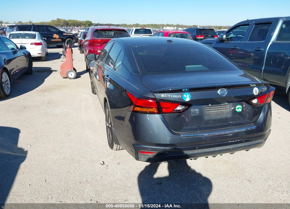 2022 NISSAN ALTIMA SV FWD VIN: 1N4BL4DV0NN378297