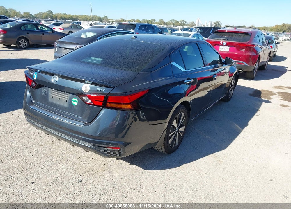 2022 NISSAN ALTIMA SV FWD VIN: 1N4BL4DV0NN378297
