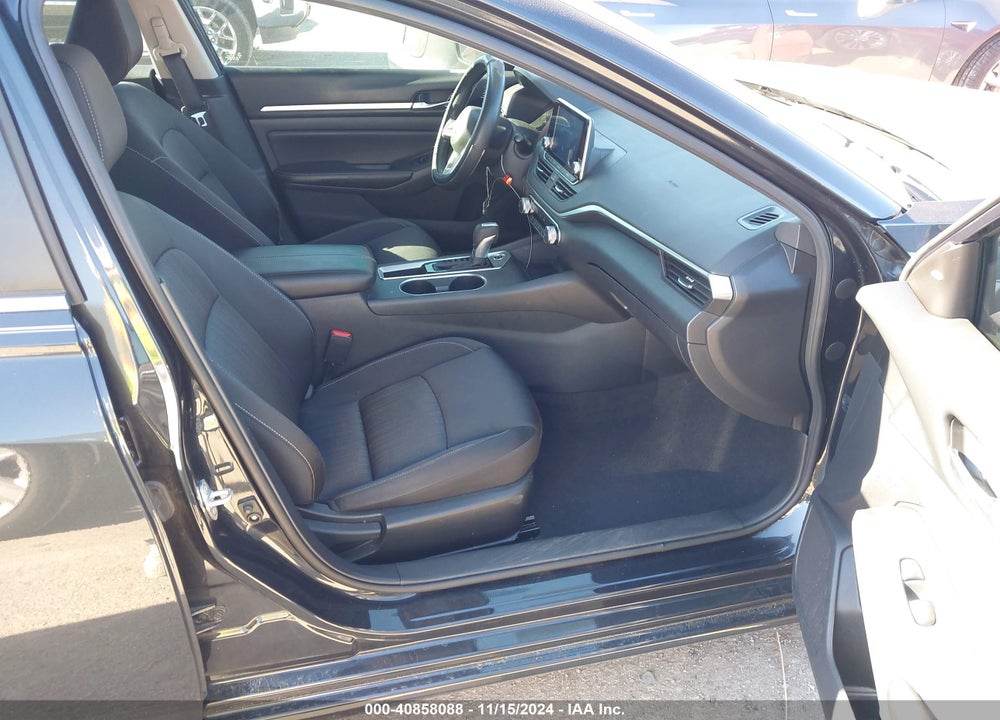 2022 NISSAN ALTIMA SV FWD VIN: 1N4BL4DV0NN378297