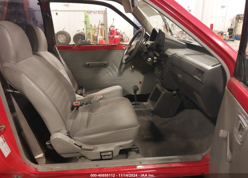 1989 FORD FESTIVA L VIN: KNJBT06H0K6150832