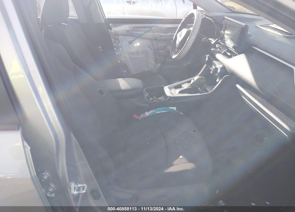 2021 TOYOTA RAV4 XLE VIN: 2T3P1RFV0MW182433