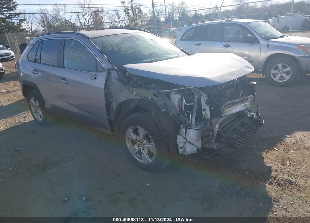 2021 TOYOTA RAV4 XLE VIN: 2T3P1RFV0MW182433