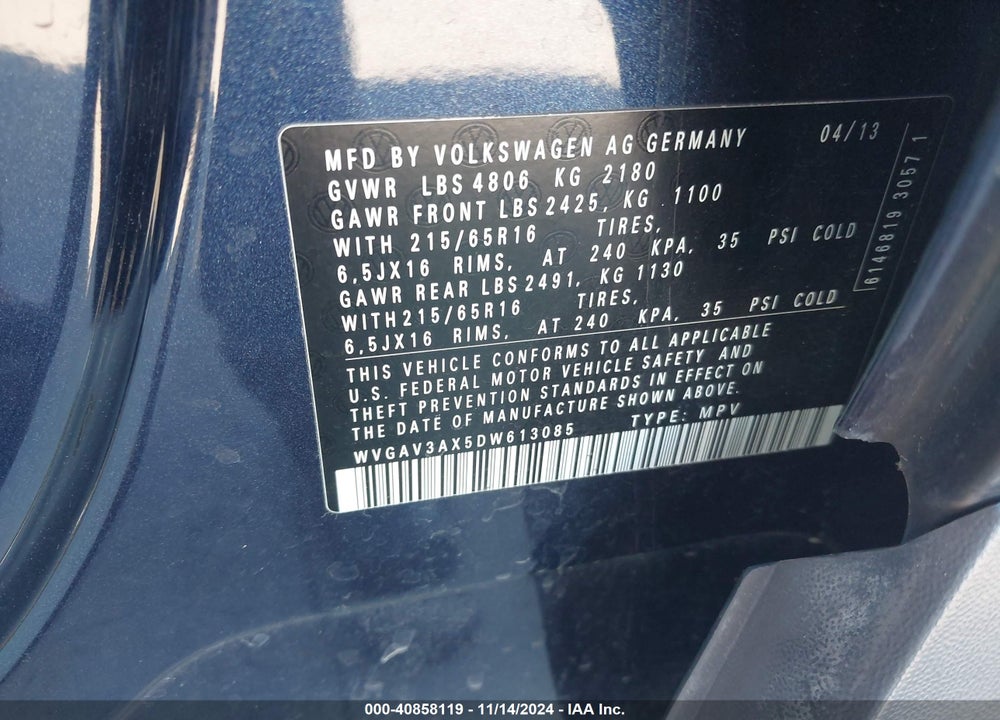 2013 VOLKSWAGEN TIGUAN S VIN: WVGAV3AX5DW613085