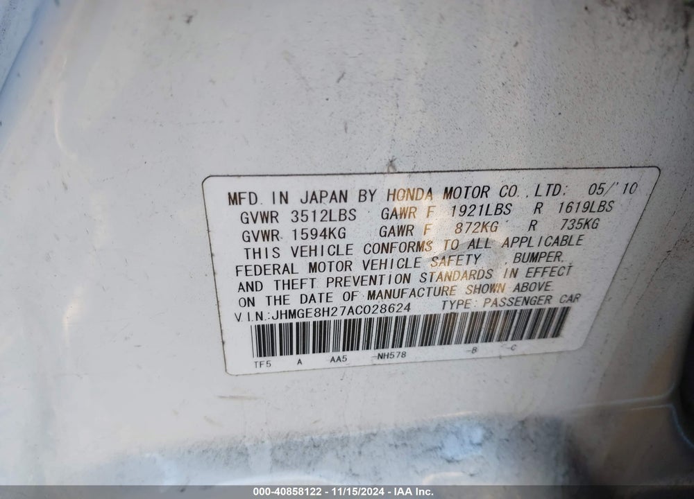 2010 HONDA FIT VIN: JHMGE8H27AC028624