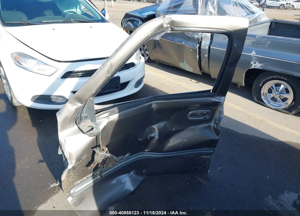 2006 TOYOTA TUNDRA SR5 V8 VIN: 5TBRT34196S477236
