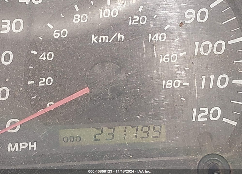 2006 TOYOTA TUNDRA SR5 V8 VIN: 5TBRT34196S477236
