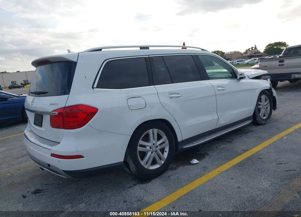 2016 MERCEDES-BENZ GL 450 4MATIC VIN: 4JGDF6EE1GA672205