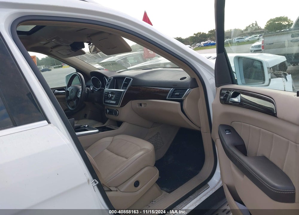 2016 MERCEDES-BENZ GL 450 4MATIC VIN: 4JGDF6EE1GA672205