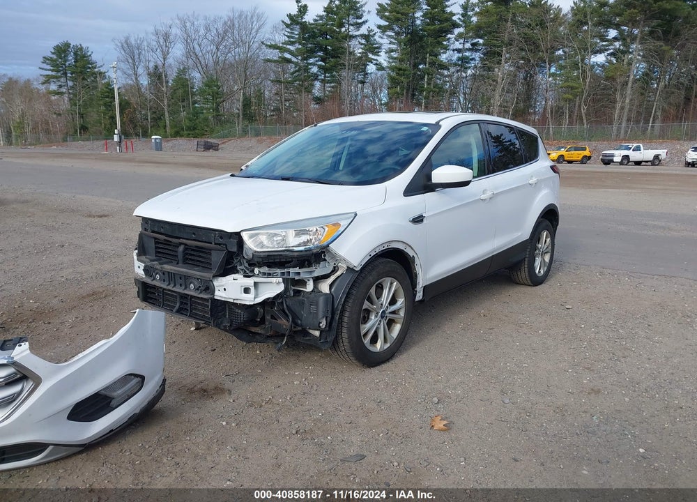 2017 FORD ESCAPE SE VIN: 1FMCU9G94HUD67011