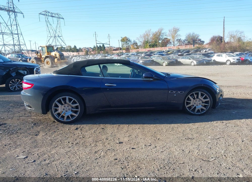 2011 MASERATI GRANTURISMO VIN: ZAM45KMA5B0057388