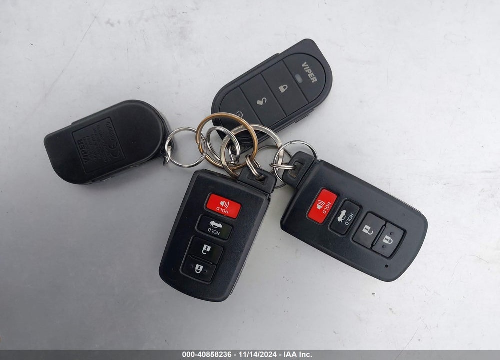 2018 TOYOTA COROLLA L/LE/XLE/SE/XSE VIN: 5YFBURHE2JP840189