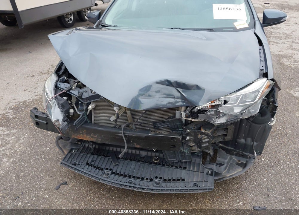 2018 TOYOTA COROLLA L/LE/XLE/SE/XSE VIN: 5YFBURHE2JP840189