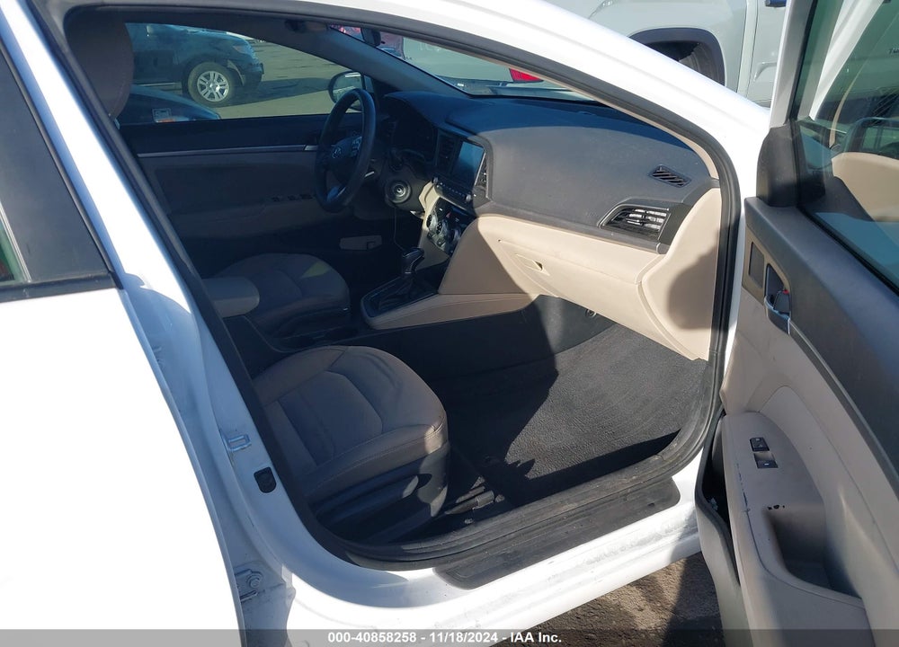 2019 HYUNDAI ELANTRA SEL VIN: 5NPD84LF9KH456179
