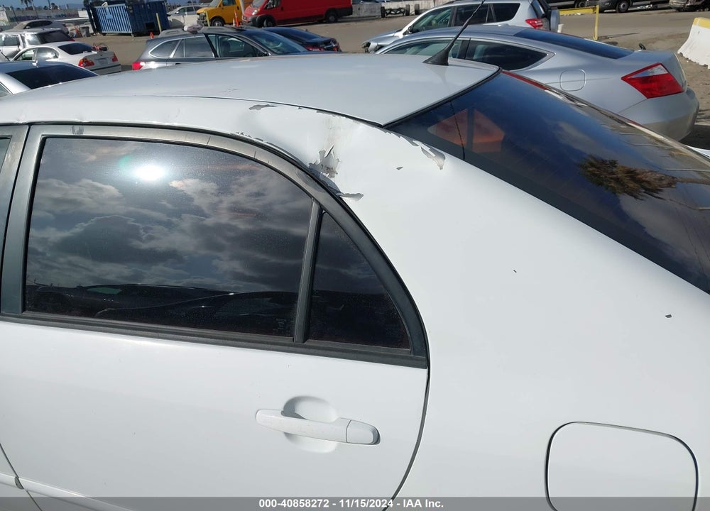 2007 TOYOTA COROLLA S VIN: 1NXBR30EX7Z775366