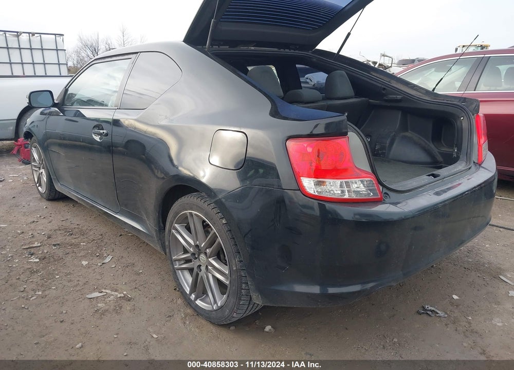 2011 SCION TC VIN: JTKJF5C72B3017675