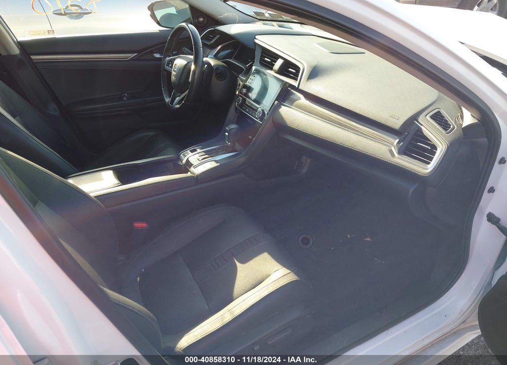 2019 HONDA CIVIC TOURING VIN: JHMFC1F97KX003113