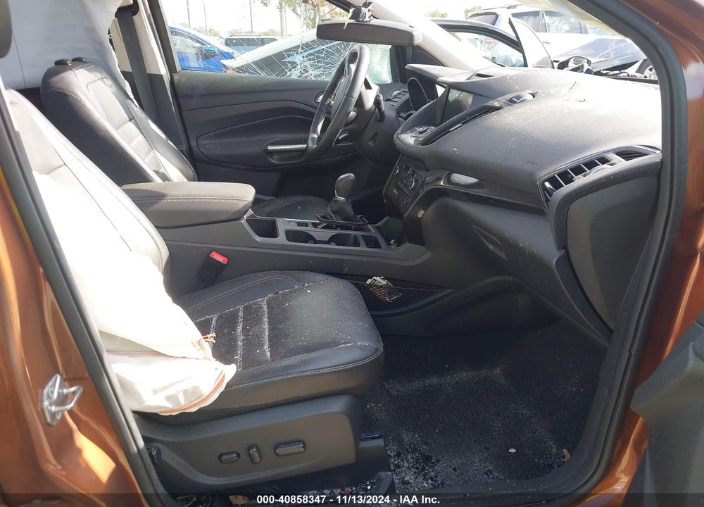 2017 FORD ESCAPE TITANIUM VIN: 1FMCU9J95HUA78485