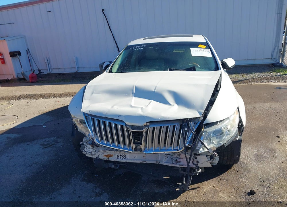 2009 LINCOLN MKS VIN: 1LNHM93R69G631728