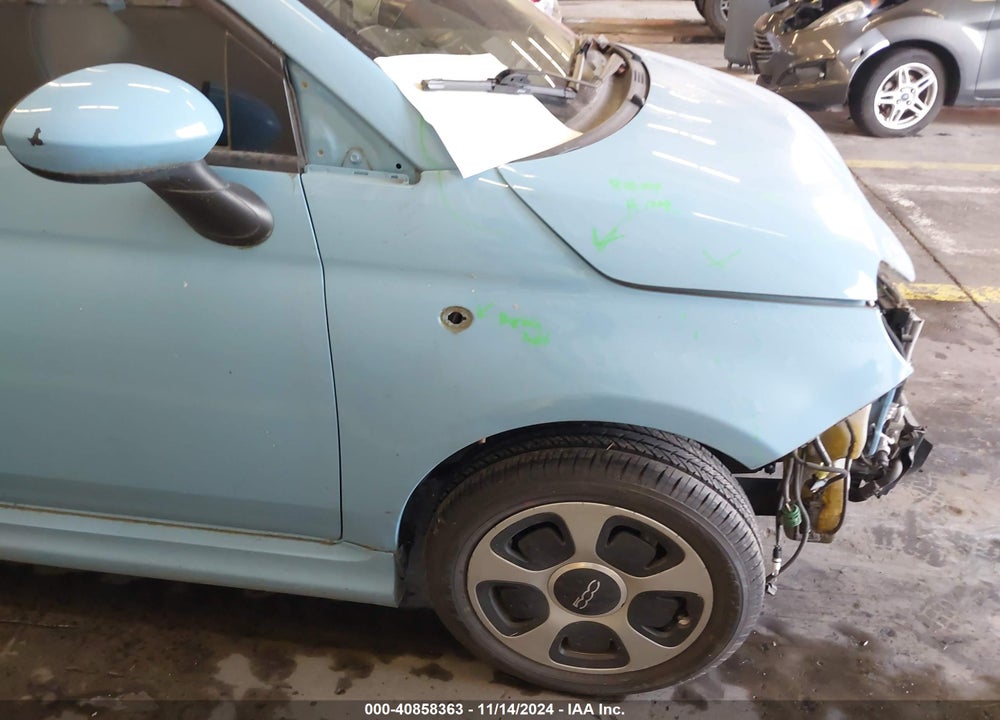 2017 FIAT 500E BATTERY ELECTRIC VIN: 3C3CFFGE7HT546071