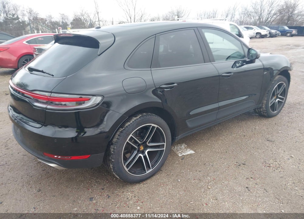 2021 PORSCHE MACAN VIN: WP1AA2A54MLB16120