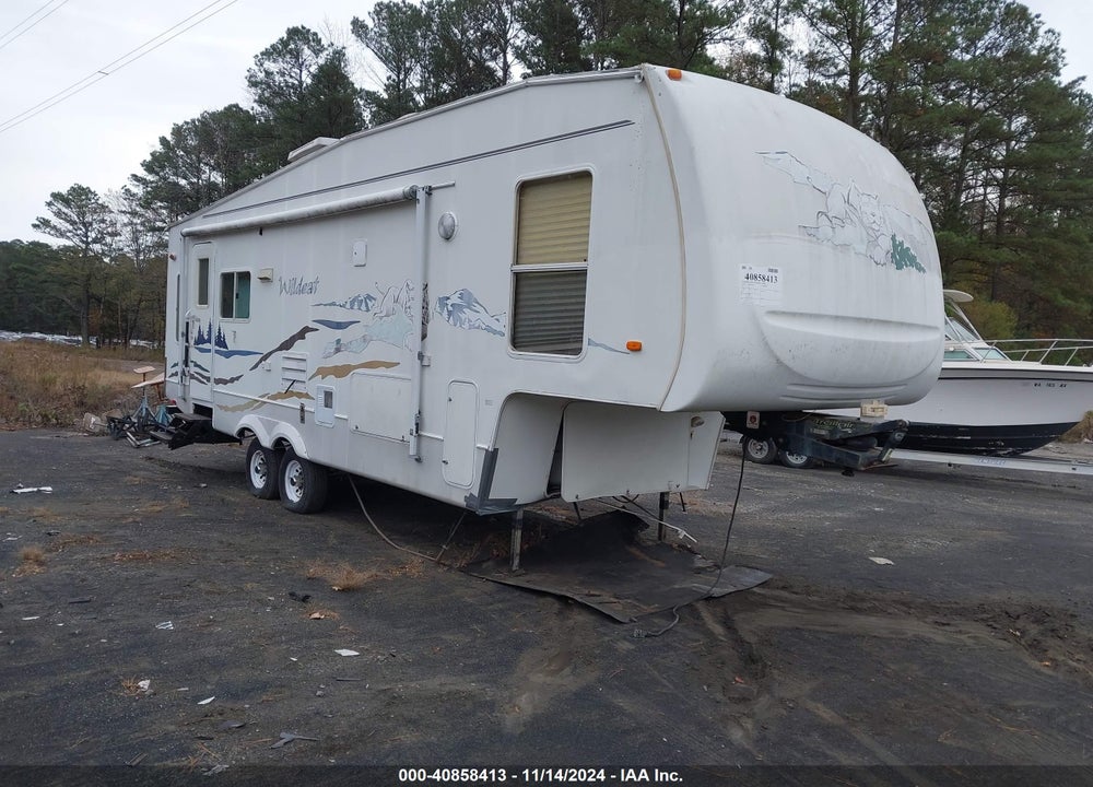 2005 WILDCAT TRAILER VIN: 4X4FWCD265V009800