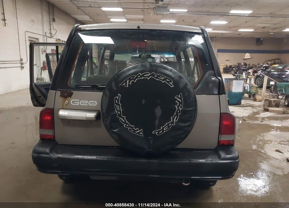 1996 GEO TRACKER VIN: 2CNBJ1363T6934768