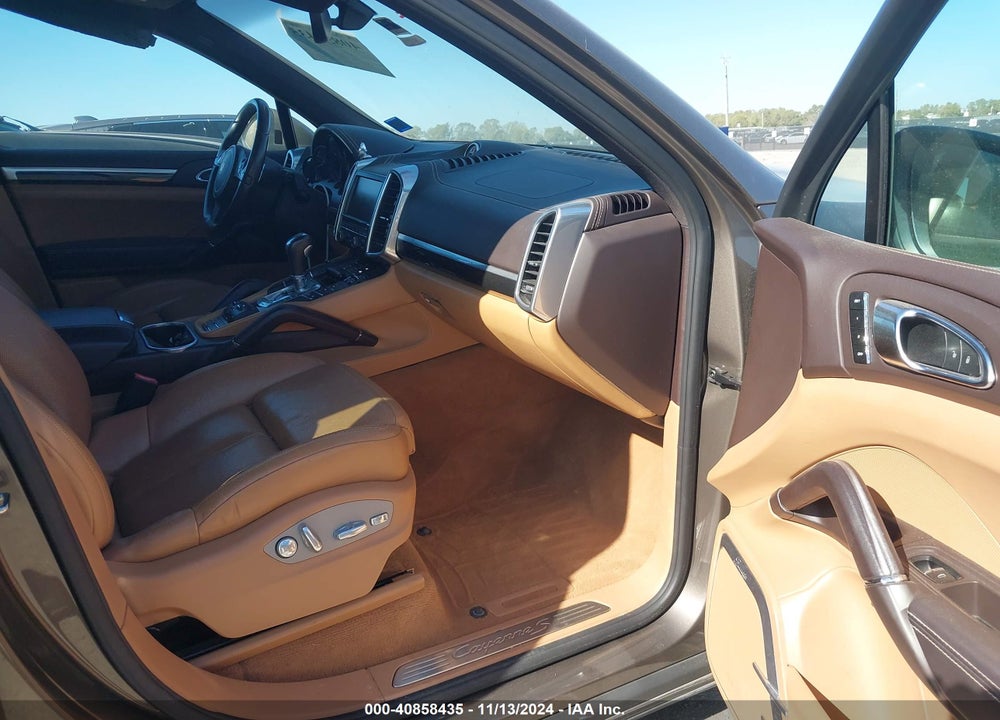 2012 PORSCHE CAYENNE VIN: WP1AB2A26CLA51062