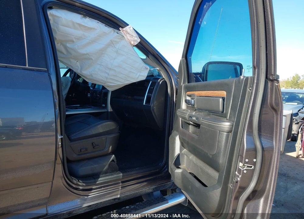 2016 RAM 1500 LAIE VIN: 1C6RR7NT6GS282093