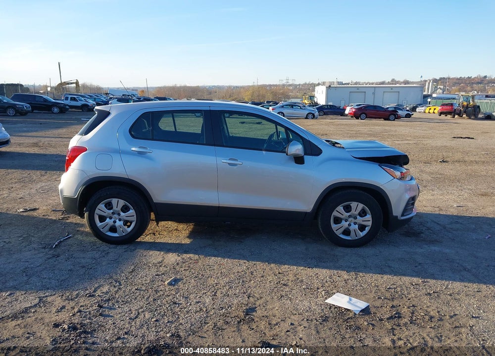 2018 CHEVROLET TRAX LS VIN: KL7CJKSB2JB733948