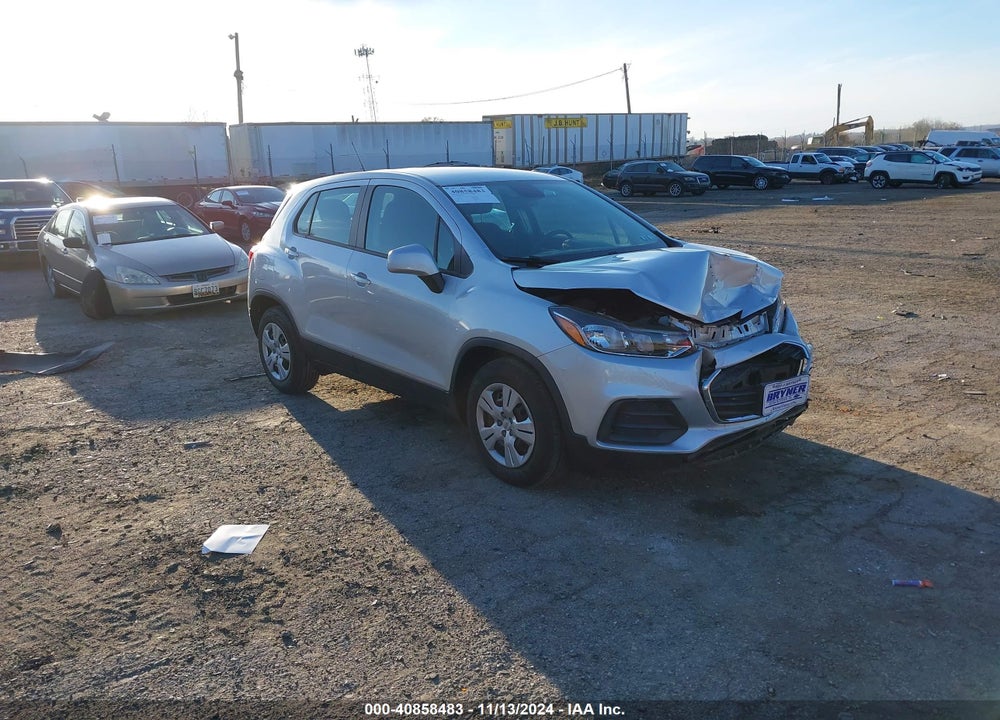 2018 CHEVROLET TRAX LS VIN: KL7CJKSB2JB733948