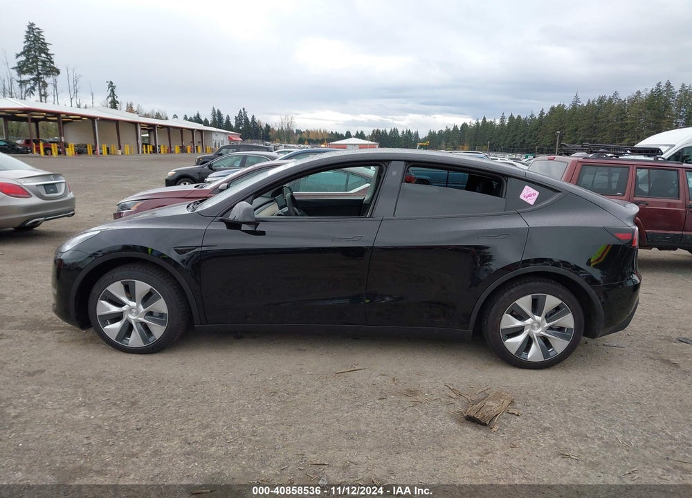 2021 TESLA MODEL Y LONG RANGE DUAL MOTOR ALL-WHEEL DRIVE VIN: 5YJYGDEE8MF288268
