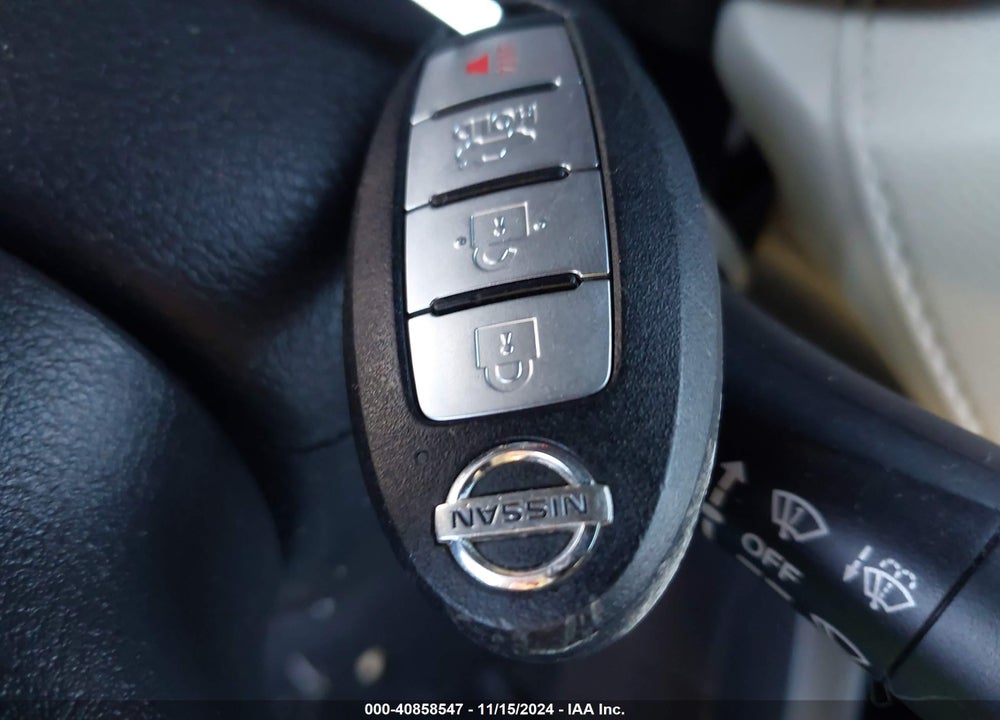 2021 NISSAN VERSA SV XTRONIC CVT VIN: 3N1CN8EVXML883537