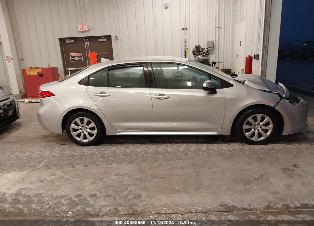 2020 TOYOTA COROLLA LE VIN: 5YFEPRAE7LP069018