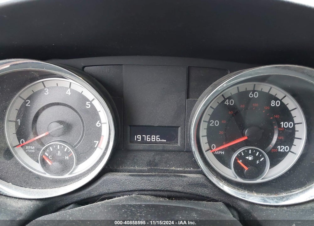 2012 DODGE GRAND CARAVAN SXT VIN: 2C4RDGCG8CR212328