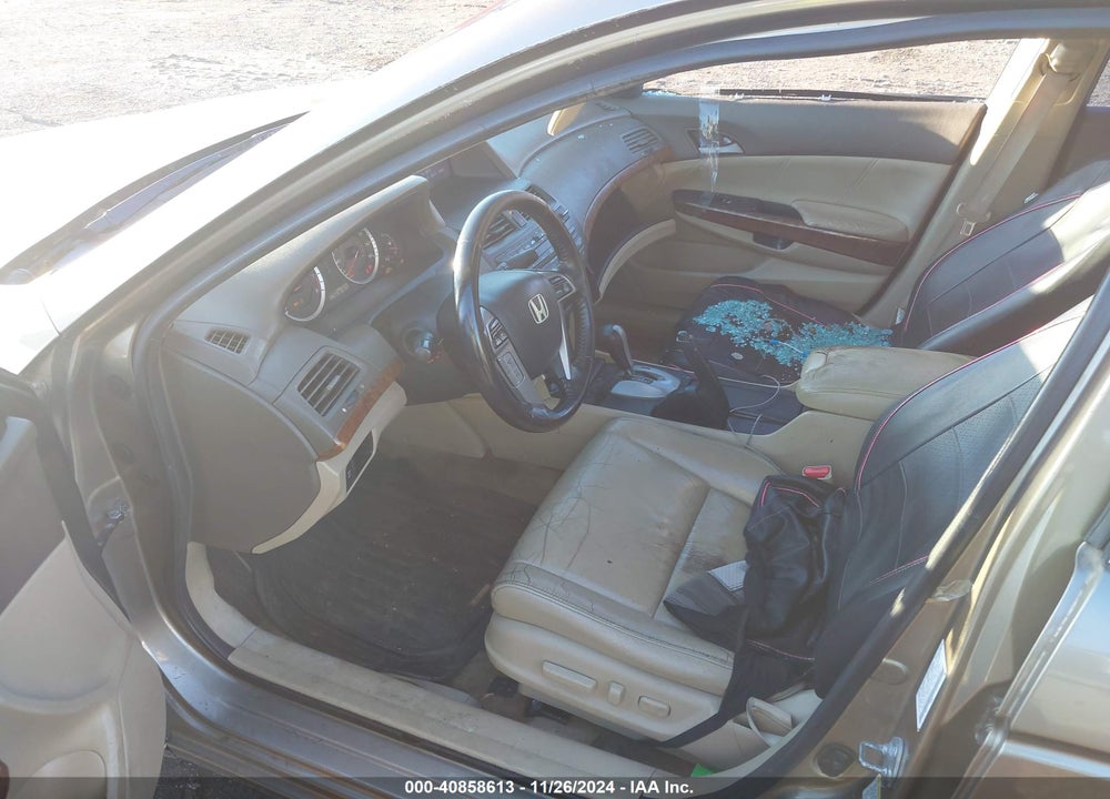 2010 HONDA ACCORD 2.4 EX-L VIN: 1HGCP2F88AA044679