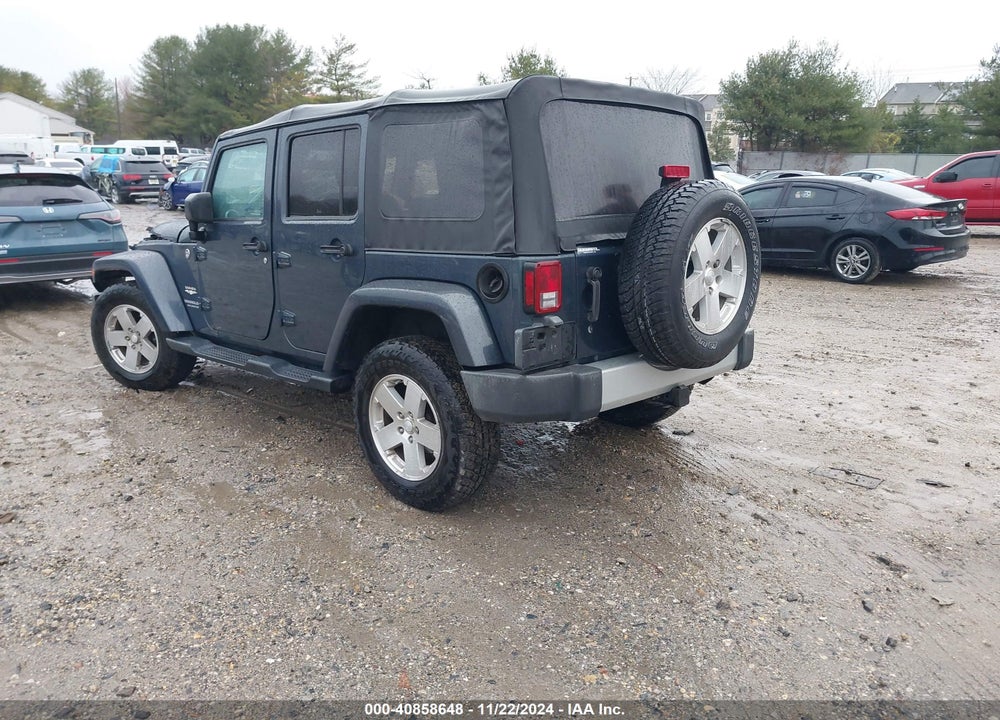 2008 JEEP WRANGLER UNLIMITED SAHARA VIN: 1J4GA59198L632441