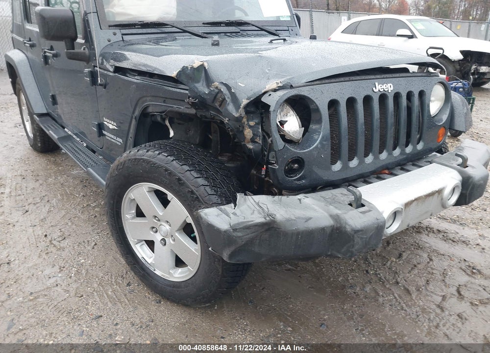 2008 JEEP WRANGLER UNLIMITED SAHARA VIN: 1J4GA59198L632441