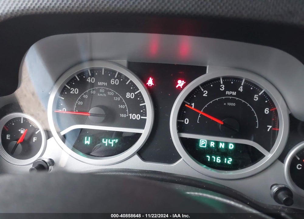 2008 JEEP WRANGLER UNLIMITED SAHARA VIN: 1J4GA59198L632441