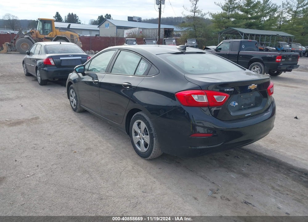 2017 CHEVROLET CRUZE LS AUTO VIN: 1G1BC5SM9H7180197