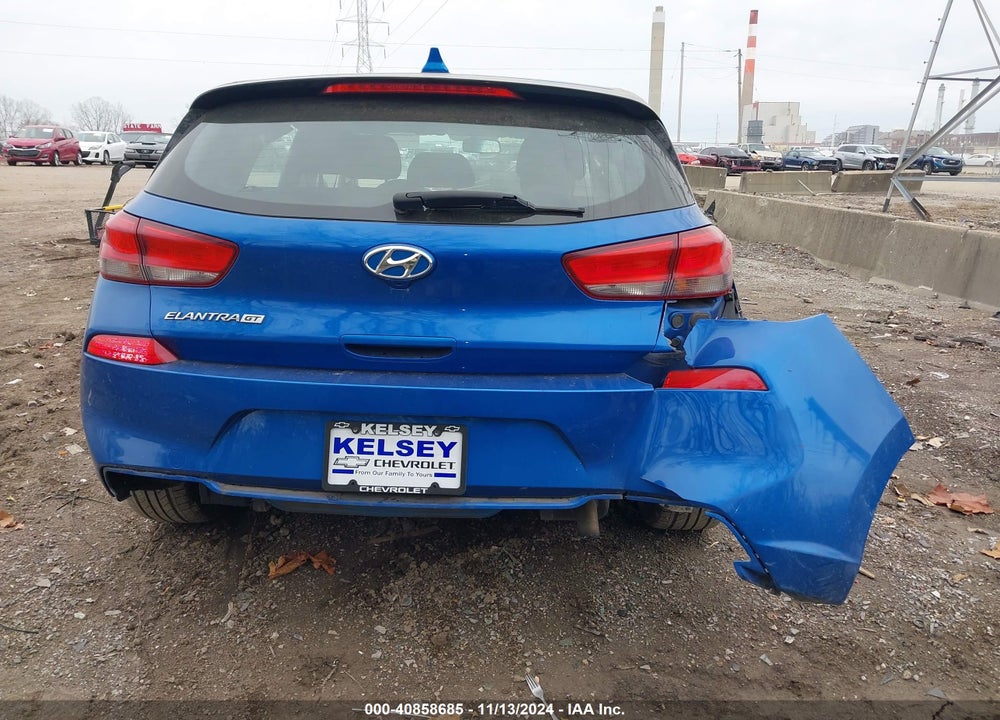 2018 HYUNDAI ELANTRA GT VIN: KMHH35LE4JU060061