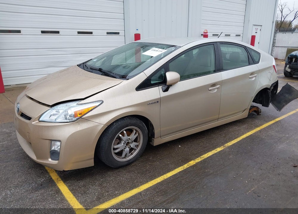 2011 TOYOTA PRIUS TWO VIN: JTDKN3DU4B0246996