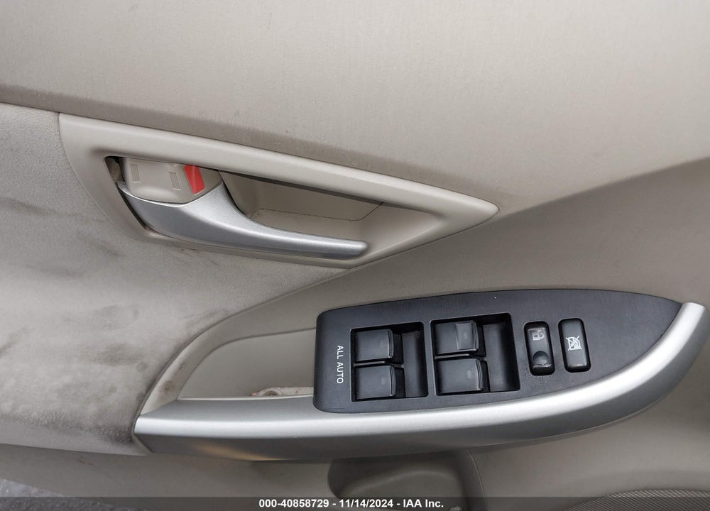 2011 TOYOTA PRIUS TWO VIN: JTDKN3DU4B0246996